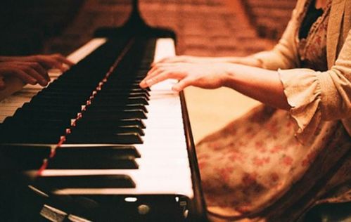 鋼琴是否需要蓋琴罩？科學使用指南